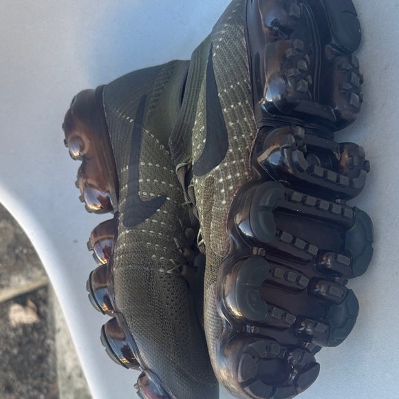 Nike VAPOR MAX Men's Dark Green Athletic Shoes - Picture 9 of 10